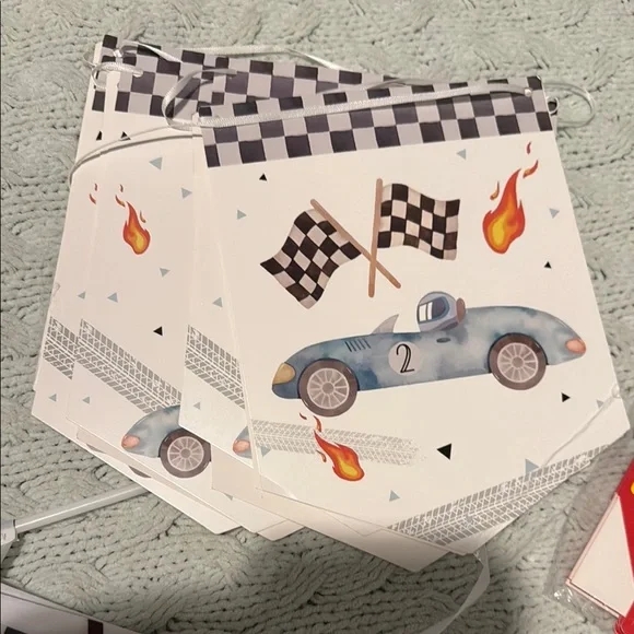 Race Car Party Supplies Set - Picture 5 of 6